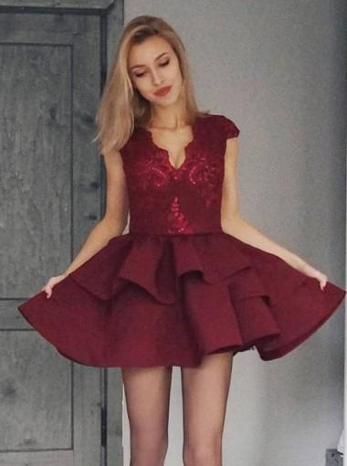 Robes de bal courtes en dentelle bordeaux à manches courtes en ligne, CM661