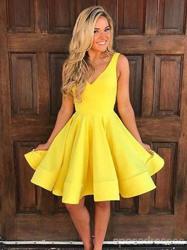 Vestidos de fiesta cortos de color amarillo pastel con cuello en V menores de 100, CM389